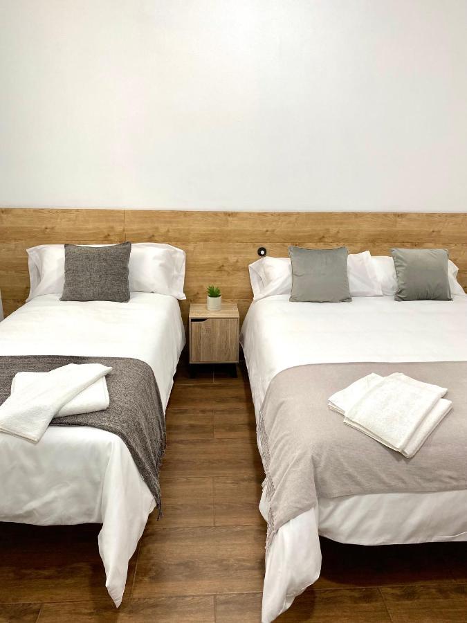 Apartamentos Fuencarral II Madrid Esterno foto