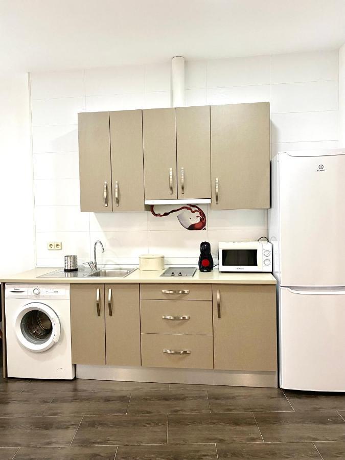 Apartamentos Fuencarral II Madrid Esterno foto